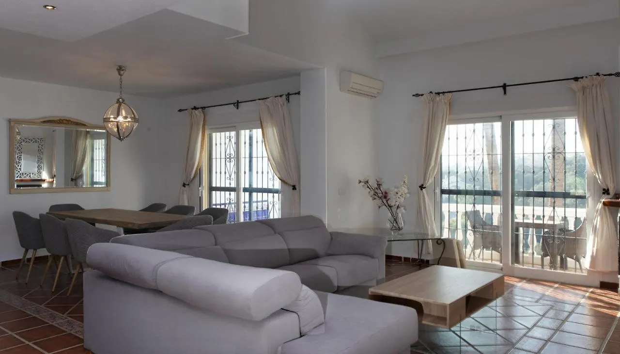 Villa Fanoya 0*, Mijas